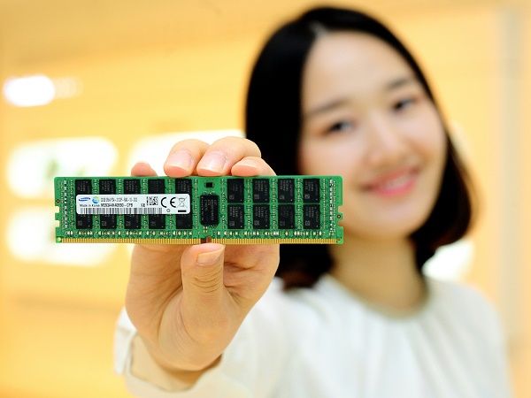 Действия Samsung ускоряют снижение цен на память типа DDR4d